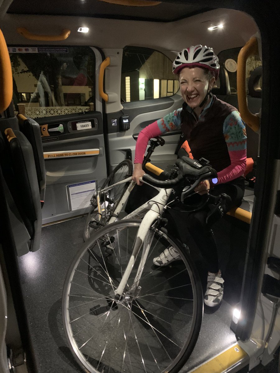 WhiteTaxiHire's tweet photo. Another cyclist puncture rescue, Taxi rescue for Kate 👍 London Taxis the 4th emergency service 🤩 #cycling #Taxi #London https://t.co/duE05eSZZ9