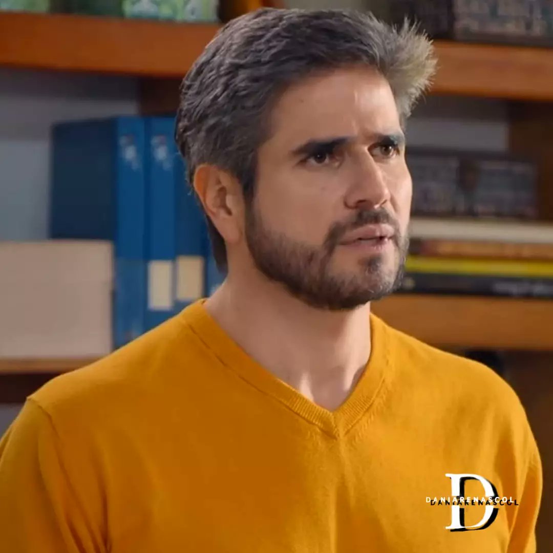 DaniArenasCol's tweet photo. #FelizMiercolesATodos #Fotocapturas  📸 #1Parte #MejoresMomentos #Alberto
Alberto 🧔🏻👕❤💛😍🤤 #DanielArenas @DanArenas #SOSMeEstoyEnamorando 🆘️💘 @SOSenamorando #Capitulo47 🎬4️⃣7️⃣ #ConLasEstrellas 📺✨ @Canal_Estrellas #TelevisaTelenovelas #MX #TeamDanielArenas https://t.co/GqQc4uEDtq