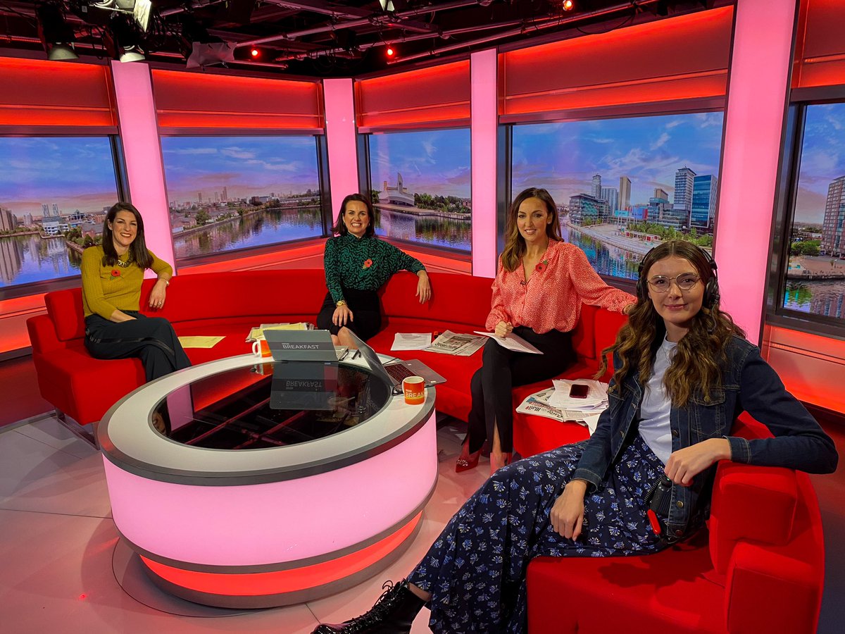 Katie Saoirse Bryson tweet media