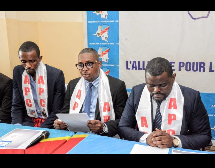 kamba82's tweet photo. RDC/APC: Les organes de base  du parti @ApcRdc ,  parti cher à l'honorable députée nationale @henriette_wamu ,  ont tenu un  CONCLAVE des responsables des structures de Kinshasa autour du secrétaire général du parti #Étienne #Tshisekedi #Wa #Mulolo. https://t.co/hdXWkVlJhr