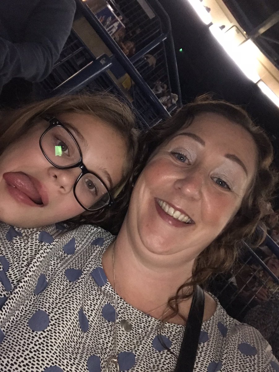 Charlot46650889's tweet photo. Youngest person in the arena? @rickastley @nottinghamarena #TOGETHERFOREVER #nevergonnagiveyouup #allyougottadoisdance https://t.co/kLO94Udl9J