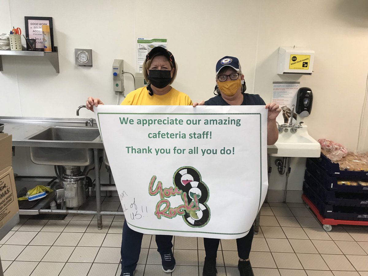 rollingridgehc's tweet photo. Love our Cafeteria Ladies- ❤️ #HCBeTheOne https://t.co/5L8xonPIbB