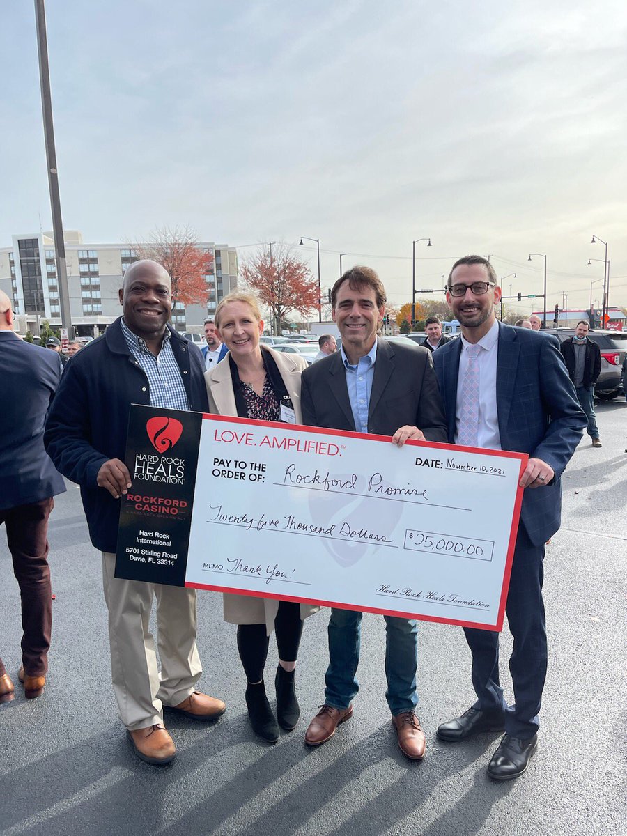 RKFDPROMISE's tweet image. Thank you @HRRockford for this $25k donation on ribbon cutting day! Our @RPS205 grads will greatly benefit. And thank you, as always, to @CityofRockford and @tmcrkfd for believing in the power of our young people to transform our city!