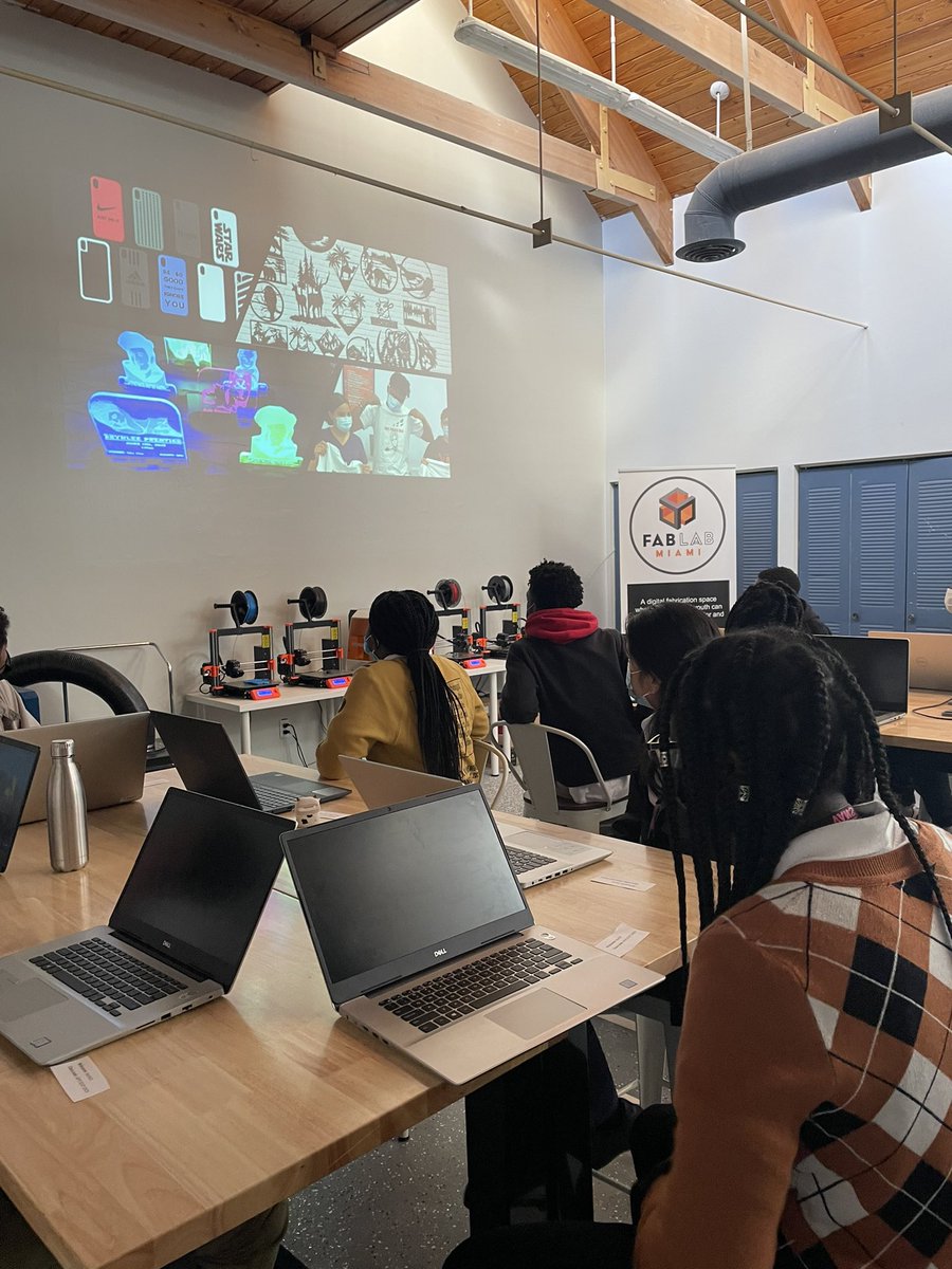 DavidPiccolino's tweet photo. Amazing day at Fab Lab! Our students are going to create some awesome STEAM projects this school year! @FablabMiami @itechmegamagnet @STEAMDesignated https://t.co/ut1wAy3wkj