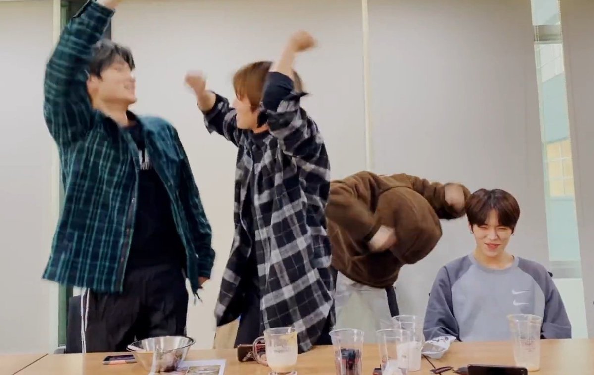 no context verivery (@nocontextvrvr) on Twitter photo 