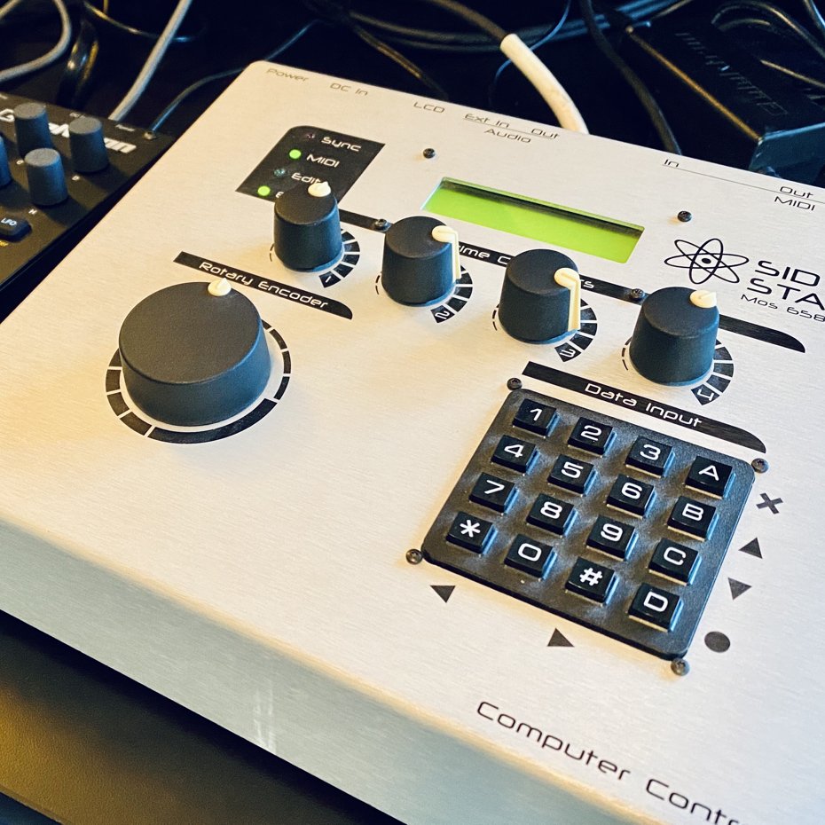 __MOS_Man__'s tweet photo. Started again here. Under quarantine 2020-02-02. SidStation. Commodore 64. #retrogaming #electronicmusic #synthesizer https://t.co/D8SVSY30y0