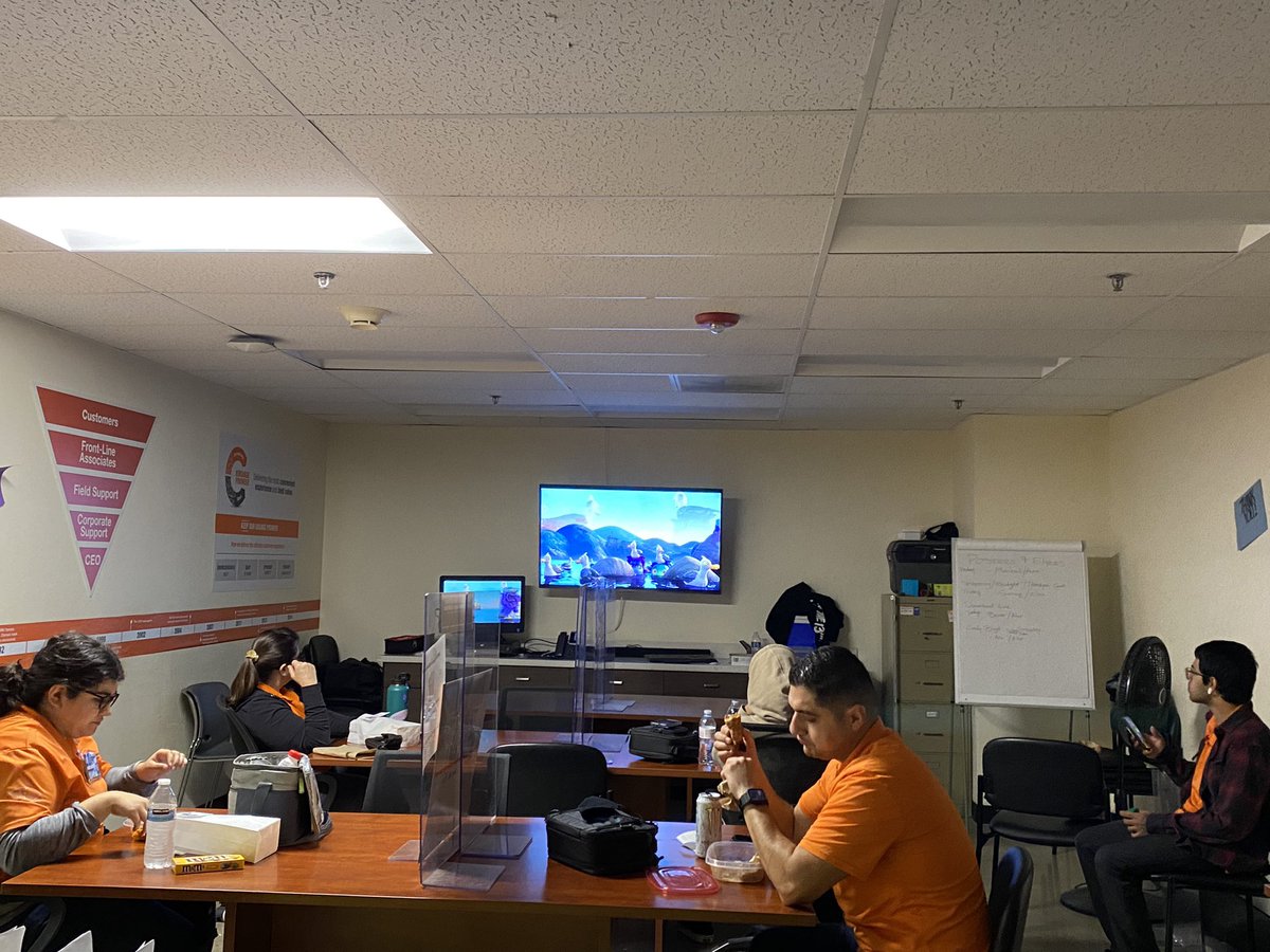LucindaSweetBee's tweet photo. Continuing with MET appreciation!!! Thank you for all you do!
MET Movie Madness today!
@GabrielBruns8 @sarayhurtadoTHD https://t.co/8h5ccjhQDL