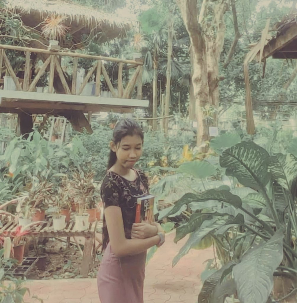 Theint93059707's tweet photo. 11:11 with my lover 🥰💚🍃
#SBPSelcaDay #winmetwin 
@winmetawin https://t.co/XL7Zh1xgB4