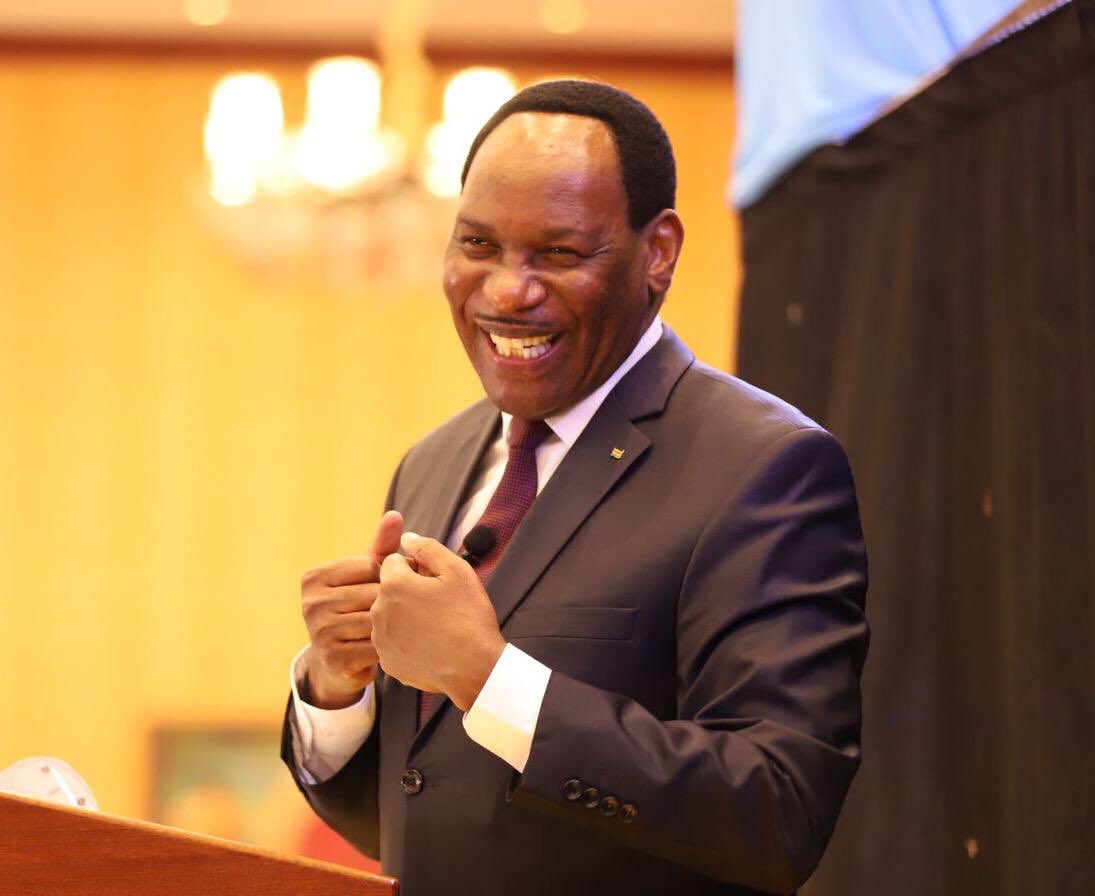 EzekielMutua's tweet photo. #FriendsForLifeBookLaunch
It is our prayer that as you read this book, youโll find your way back to friendship with your spouse and that if you are not married, the Lord give you not just the understanding but also a FRIEND for LIFE! @obadiahom https://t.co/sDJLWJh4vW