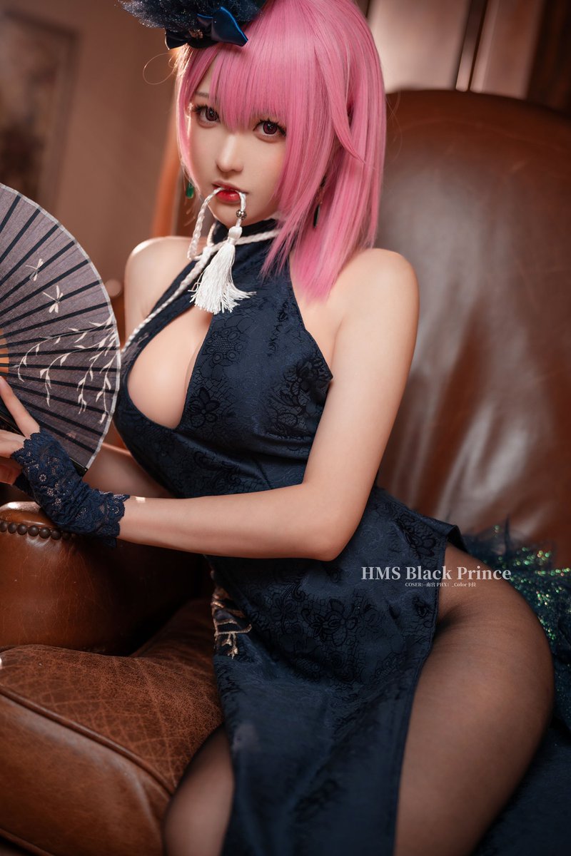 #アズールレーン 

黑太子COSER：@nangongOVO 
PHX：卡拉 https://t.co/ioUPWndeUt