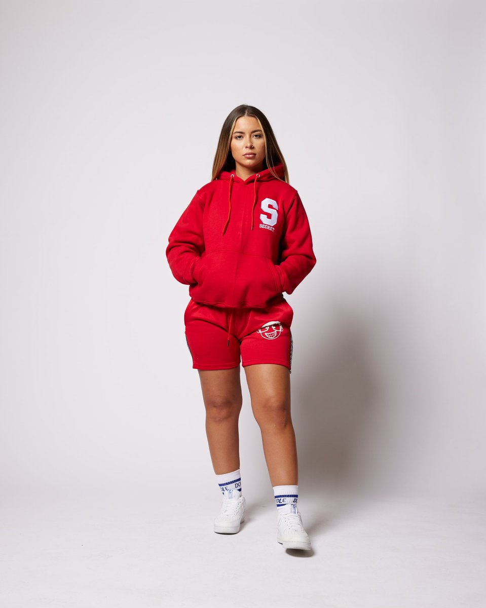 SSecretclothing's tweet photo. Daven Dahl for SS wearing our ‘𝑩𝒊𝒈 𝑺 𝑯𝒐𝒐𝒅𝒊𝒆’ in red available Friday at all SS locations and online. https://t.co/fmdD4K4fKc
