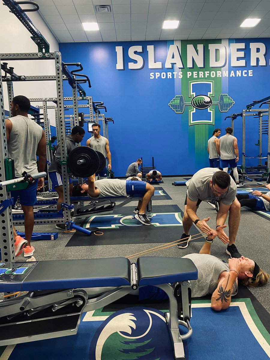 IslandersBSB's tweet photo. Life without intent will rob you of your legacy 

#shakasup https://t.co/8BYyTDvI0A