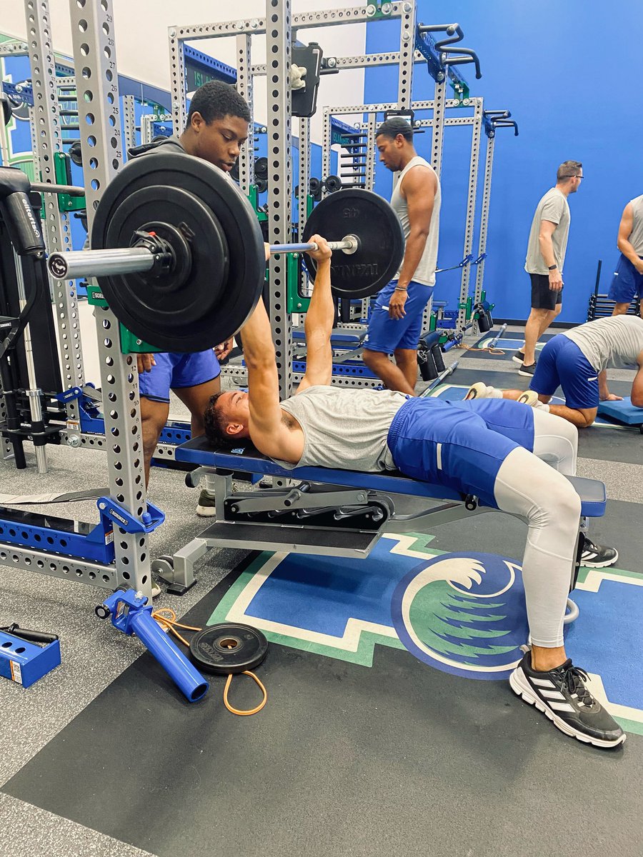 IslandersBSB's tweet photo. Life without intent will rob you of your legacy 

#shakasup https://t.co/8BYyTDvI0A