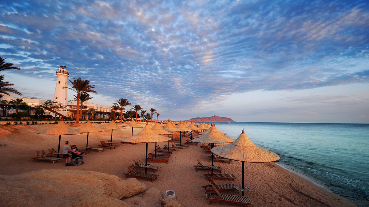 Spaces are now strictly limited on our inaugural 2022 yacht cruising season. Follow the link to book our new Mysteries &amp; Treasures of the Red Sea &amp; Saudi Arabia itinerary and be one of the first to sail on board Emerald Azzurra: bit.ly/3Bfc99T

#yachtcruise #travel2022