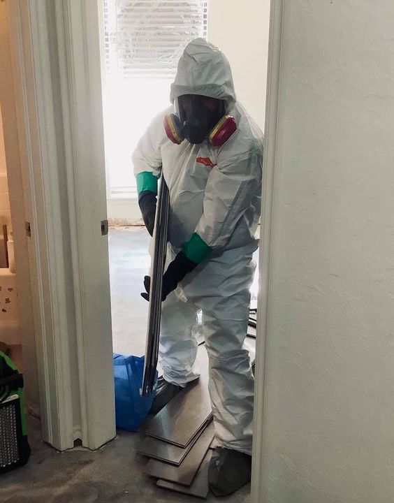 servprowestokc's tweet photo. Water losses can get very messy! That’s why it’s important to have someone you can trust with the complete restoration and construction effort in your home or place of business. #WaterDamage #Contamination #SERVPRO #HereToHelp https://t.co/3wHnFj3VfK