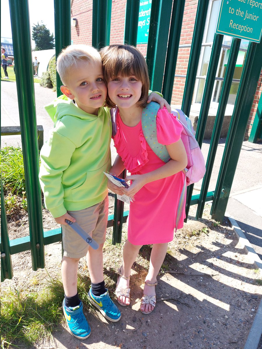 Phoebe And Bobby tweet media