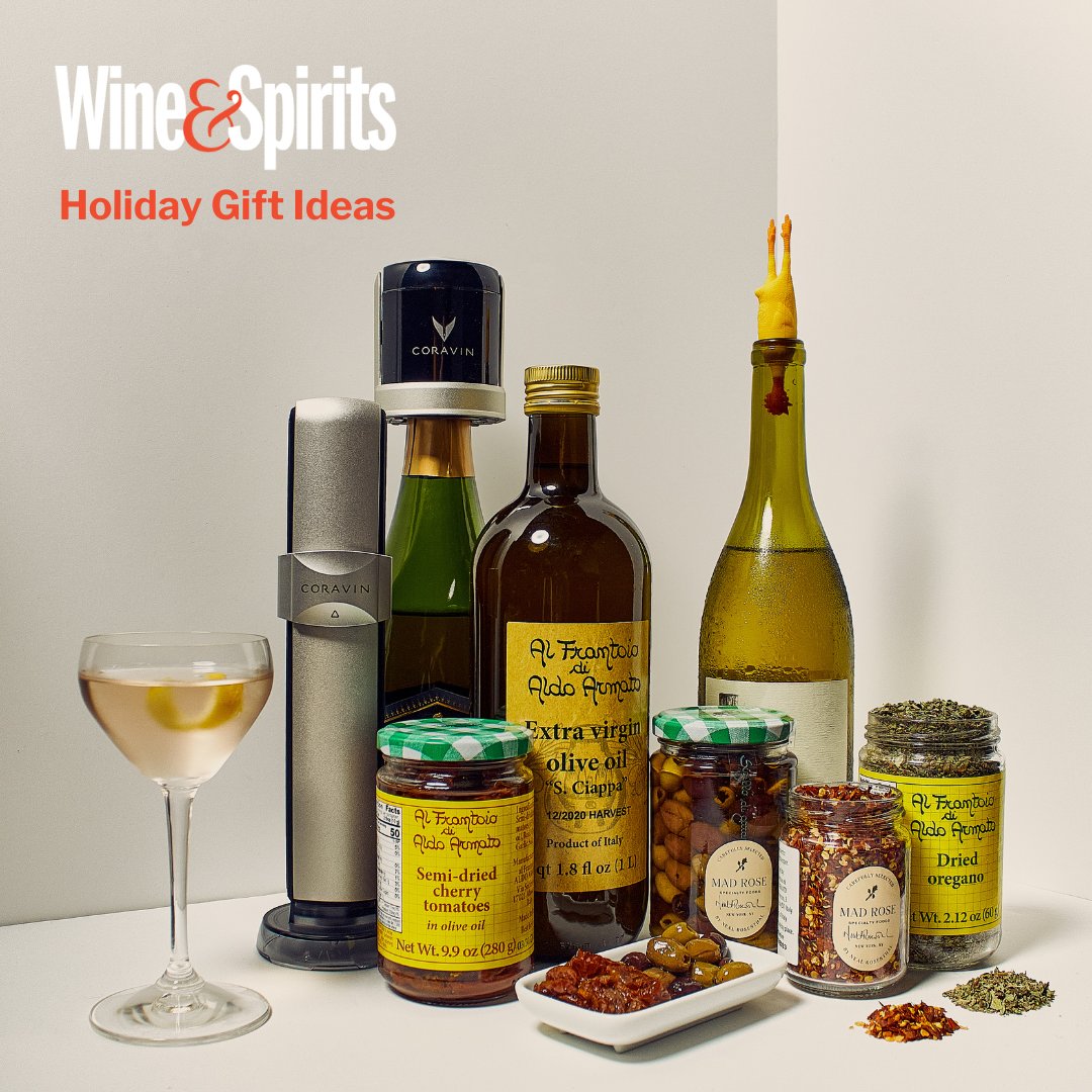 WineandSpirits's tweet photo. Unless you live under a rock, you know how last-minute holiday shopping isn't going to be a viable strategy this year. We have some suggestions for the wine lover in your life:
https://t.co/pNLQcDQnjc
#winegifts #winetools #glassware #wineaccessories #winegadgets #holidaygifts https://t.co/x7tut9LkBt