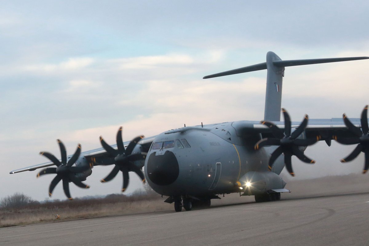 roquejeoffre's tweet image. Moment rare à Meyenheim, ancienne BA132, le poser d&apos;assaut d&apos;un A400M dans le cadre de l&apos;exercice #Hull21 avec le @RMT_officiel
 #dnainfos (📷 Christelle Didierjean)