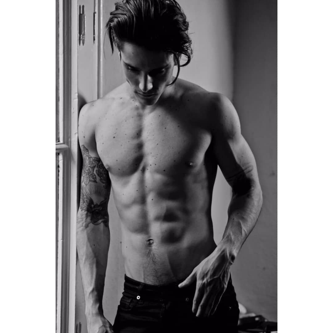 KingAT505's tweet photo. ใ
คใ
ค #EdroisReign #EdroisElements #EdroisFire https://t.co/vrKBwruMai