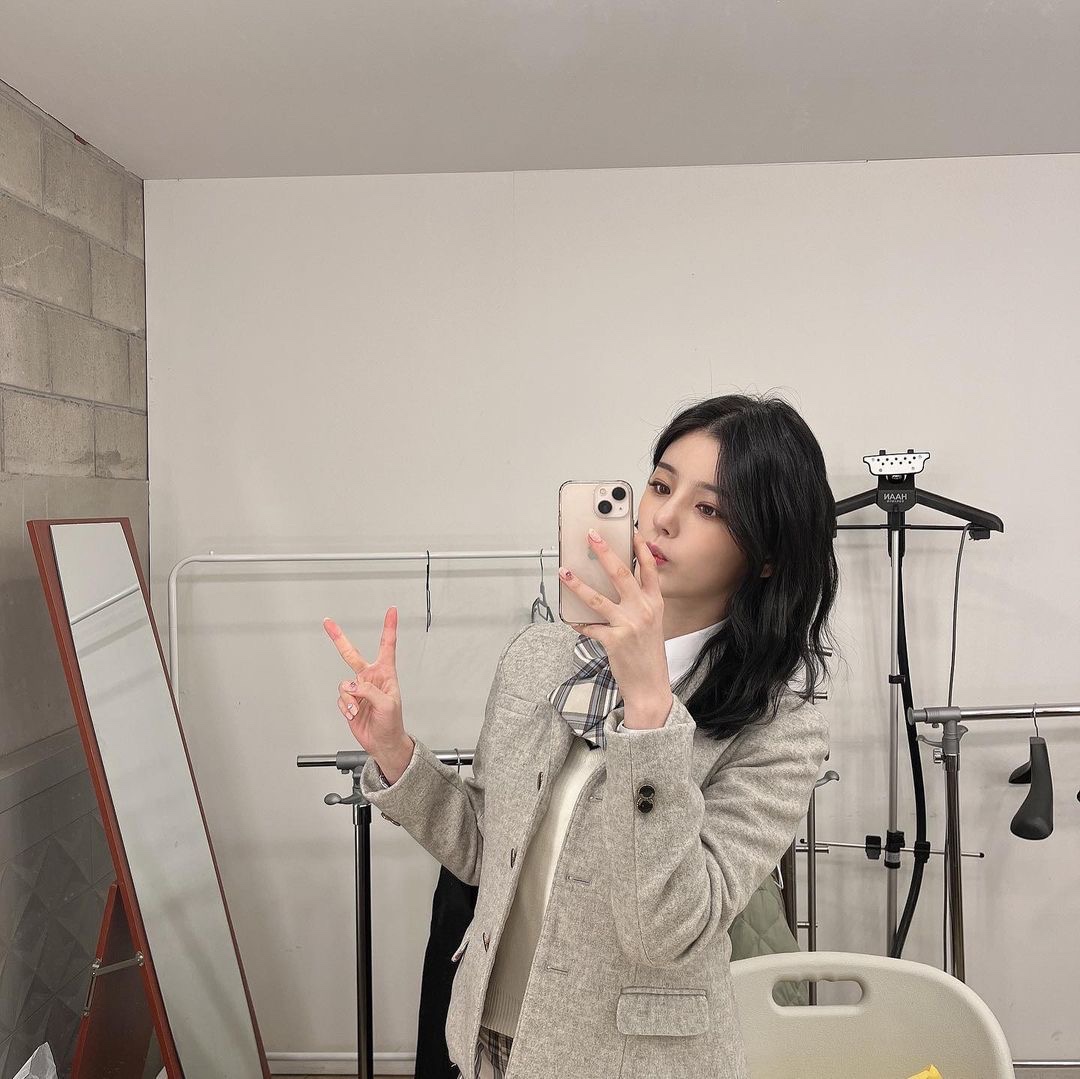 goyuarchives's tweet photo. [ 🤍 ] — #GoYujin #KoYujin #고유진 https://t.co/iKMkwnjQQb