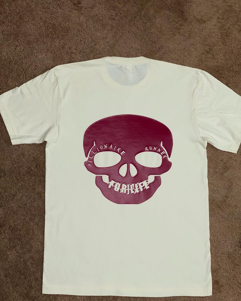 BR4L19's tweet photo. HEAVYWEIGHT T-SHIRT. PRODUCT DETAILS:Drop shoulder,
Hemmed sleeves,
Relaxed fit.  SIZE: “S-L”
“DM TO PLACE ORDER” (SPECIAL- THE FIFTH PERSON THAT PURCHASED SOME MERCH WILL GET A 1of1 ITEM🗣) #billionairerunner4l  ##fashion #worldwidefashion #urbanstreetwear https://t.co/thR6ZX3kB7