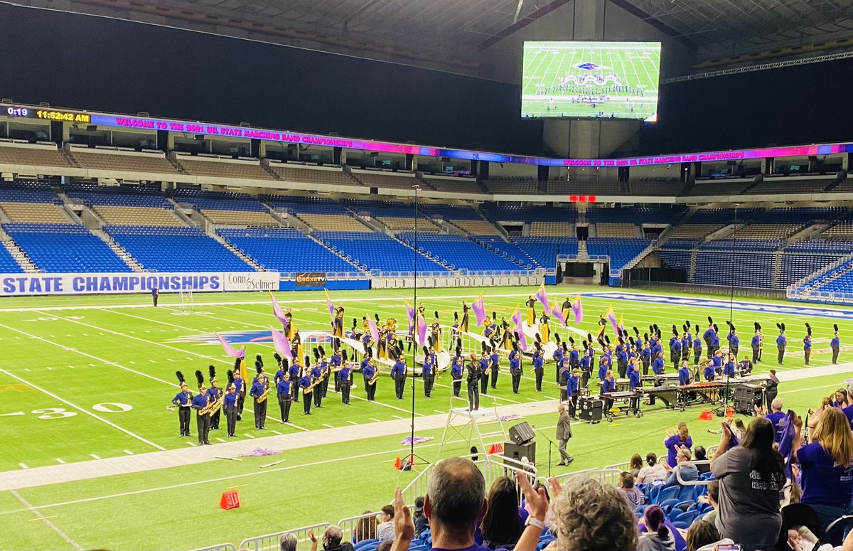 U.I.L. STATE MARCHING BAND CHAMPIONSHIPS!!!
Our Alvarado Golden Warrior Band was incredible this morning in their STATE debut!!!   Way to go INDIANS!!💜💛💜💛