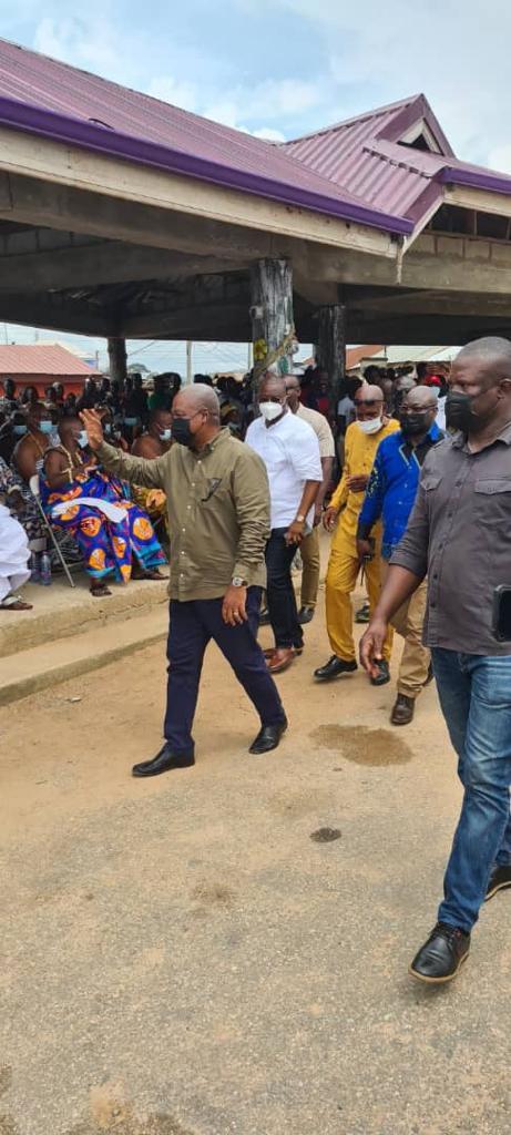 SylvestAMensah's tweet photo. Greater Accra Regional Thank You Tour;
Durbar of Chiefs at Amasaman, in honour of HE @JDMahama
#JMTours
#WeShallOvercome https://t.co/AkVYBnemAH