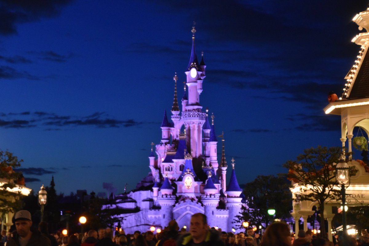 Planningaway2D's tweet photo. So excited to start this Disney Blog...Check out the new post on Disneyland Paris! https://t.co/R9BpOk2Ybu 
#disneylandparis #disney #paris #eurodisney #disneyfan https://t.co/KNCa5B24YO