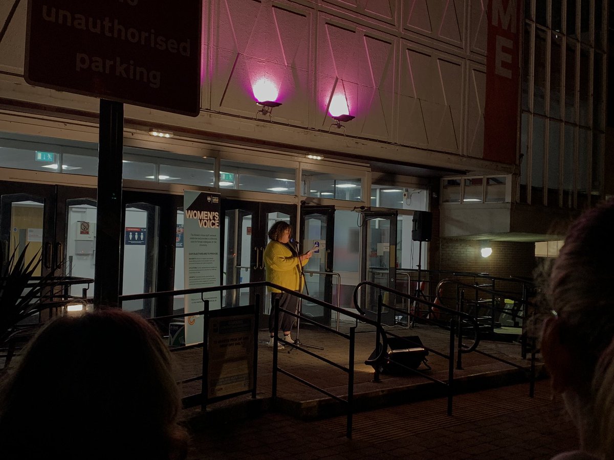 itscalheskk's tweet photo. “We need you to listen tonight, tomorrow and every day after’ - Desrae Ogden Sabbatical Officer @UoSMediaCity @UoS_Students Emotional vigil for the solidarity of sexual assault survivors. @SalfordNow https://t.co/y6NSALusNn