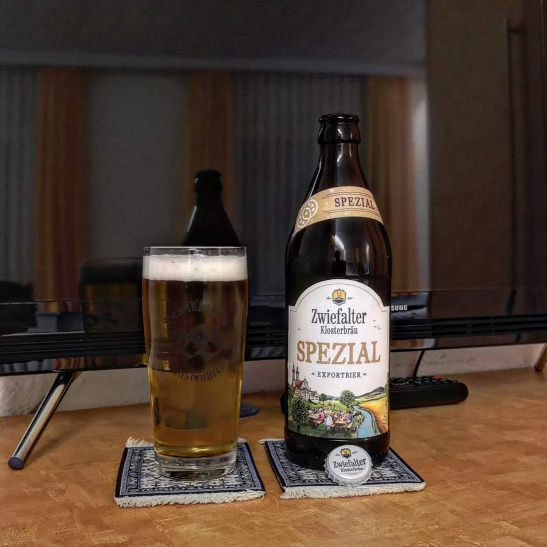 brunnenbraeu's tweet photo. Zwiefalter Klosterbräu - Spezial - Exportbier (****) 5,3%

#beerwithnoview #beeronthecarpet #beerporn

#zwiefalter #zwiefalterklosterbräu #spezial #export #exportbier https://t.co/1p5gzcKhLv