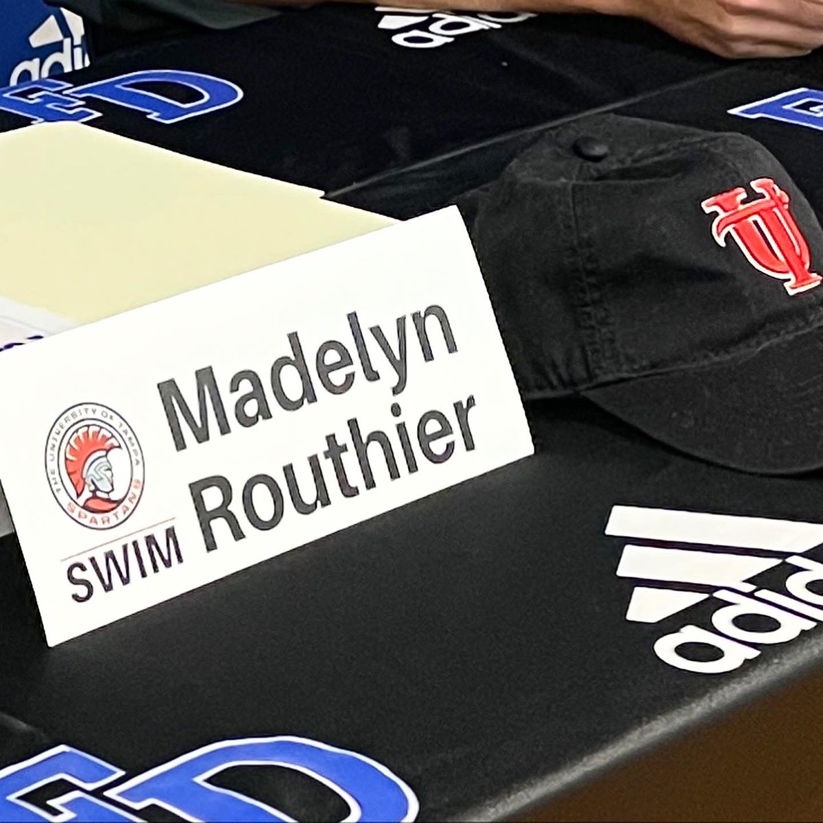 Thea_Osborne_'s tweet photo. HUGE CONGRATULATIONS to both Madelyn Routhier and Brandon Phillips for each of their acceptance at the next level! 

@madsofrou will Swim at  @utampa_swim  
&amp; 
@branphil_32 will join the @gosmcpioneers Baseball Team! 

Congratulations!! You have made us all so #PatriotProud! https://t.co/Ews1yjuFpj