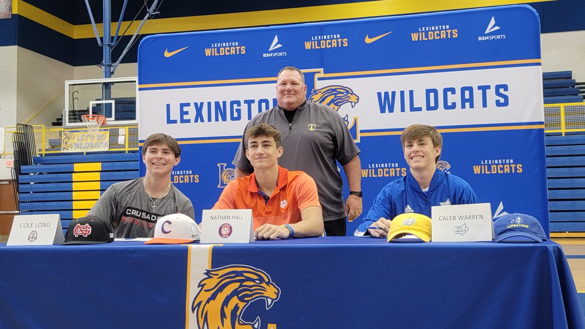 Lou Bezjak tweet media