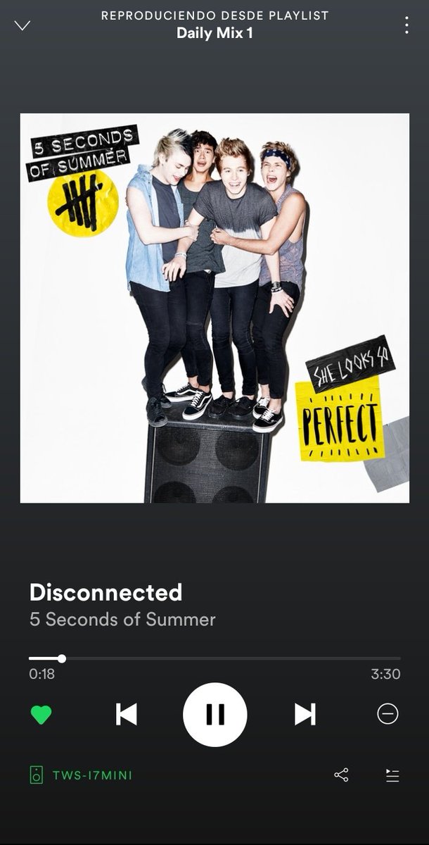 Padilla_Cony's tweet photo. Para comenzar bien este miercoles 5 seconds of summer siempre https://t.co/H3VuISEYHO