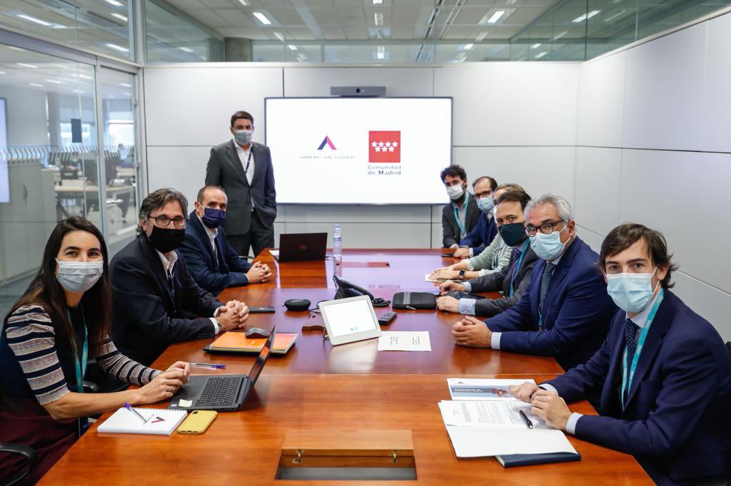 carlosizqtorres's tweet photo. 🔝 Desde la @ComunidadMadrid trabajamos sin descanso para conseguir que nuestra región lidere la #Digitalización en Europa

Entre los objetivos está la extensión del #5G a todos los municipios de la #ComunidadDeMadrid

#DigitalizaciónCM
#MadridConLosMunicipios https://t.co/iqGEEOLXJd