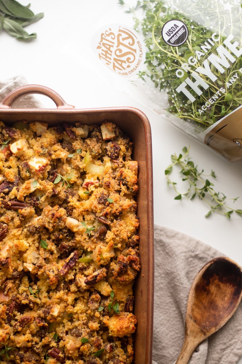 This Cornbread Stuffing is the ultimate holiday side dish! It’s savory, has an incredible texture, and is a major crowd-pleaser. Loaded with That’s Tasty Living Organic Herbs for extra freshness...yes please! #ThatsTastyPartner #livingherbs #organic
ourbalancedbowl.com/cornbread-stuf…