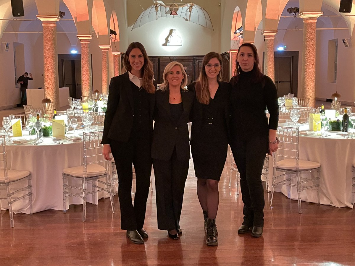 LbdiPR's tweet photo. Tonight is the night! La location: @Museoscienza e della Tecnologia Leonardo da Vinci di #Milano. L’evento: la cena @IMCDComms, organizzata dal nostro team! Insieme celebriamo l’innovazione e gustiamo le eccellenze enogastronomiche del nostro Paese. https://t.co/9lcJUjewHy