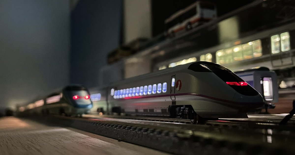 客樣の新幹線 🚄
#E3系
#E2系1000番台
#700T