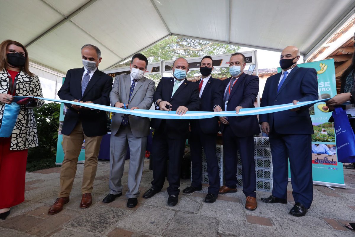 #Guatemala 🇬🇹es sede del VI Congreso Latinoamericano de #Aguacate🥑, el cual inauguramos destacando la capacidad de producción nacional que ha aumentado en los últimos cinco años.

Además, el aguacate guatemalteco se ha posicionado en el mercado interno y la demanda va en aumento