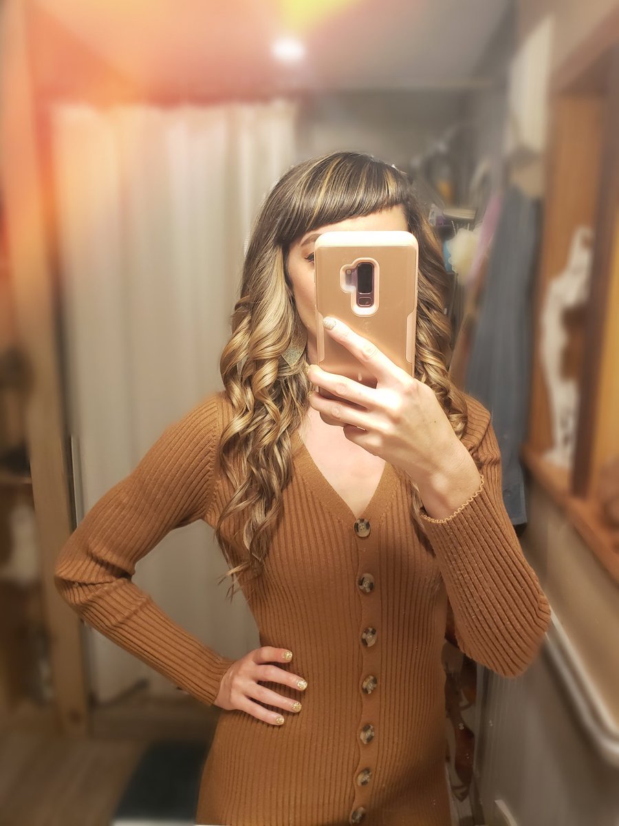 julietXsinclair's tweet photo. Loving my golden hair! What about you? 💛💫👸🏼

#goodmorning #pretty #slowchange Love Yourself https://t.co/unD84nvUVP