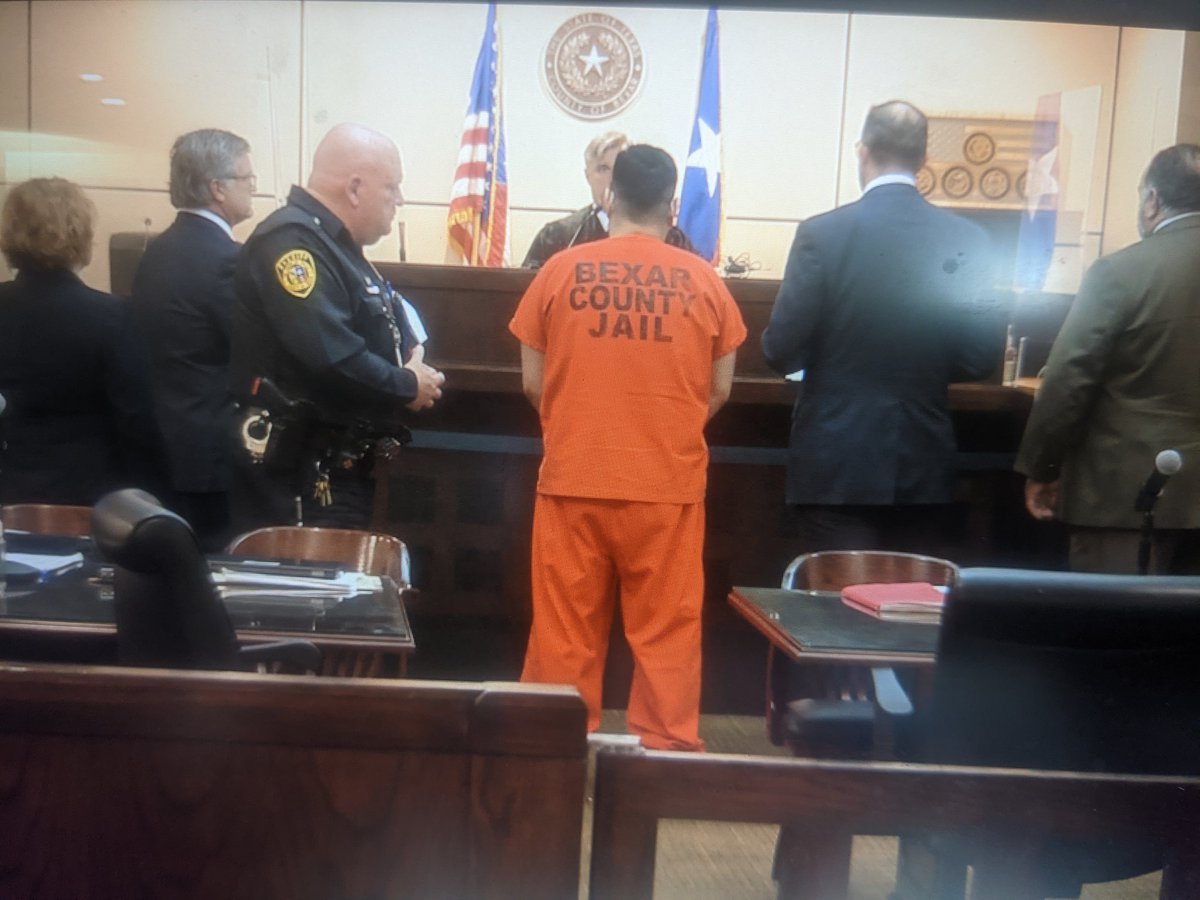 JGrayKSAT's tweet photo. Initially, Arroyo was facing a capital murder charge and two counts of injury to a child. 
Now, the judge has ruled a sentencing of 1st degree felony injury to a child with affirmative finding. 
A cap of 50 years in the Texas Department of Criminal Justice. @ksatnews https://t.co/sitahqIEAk