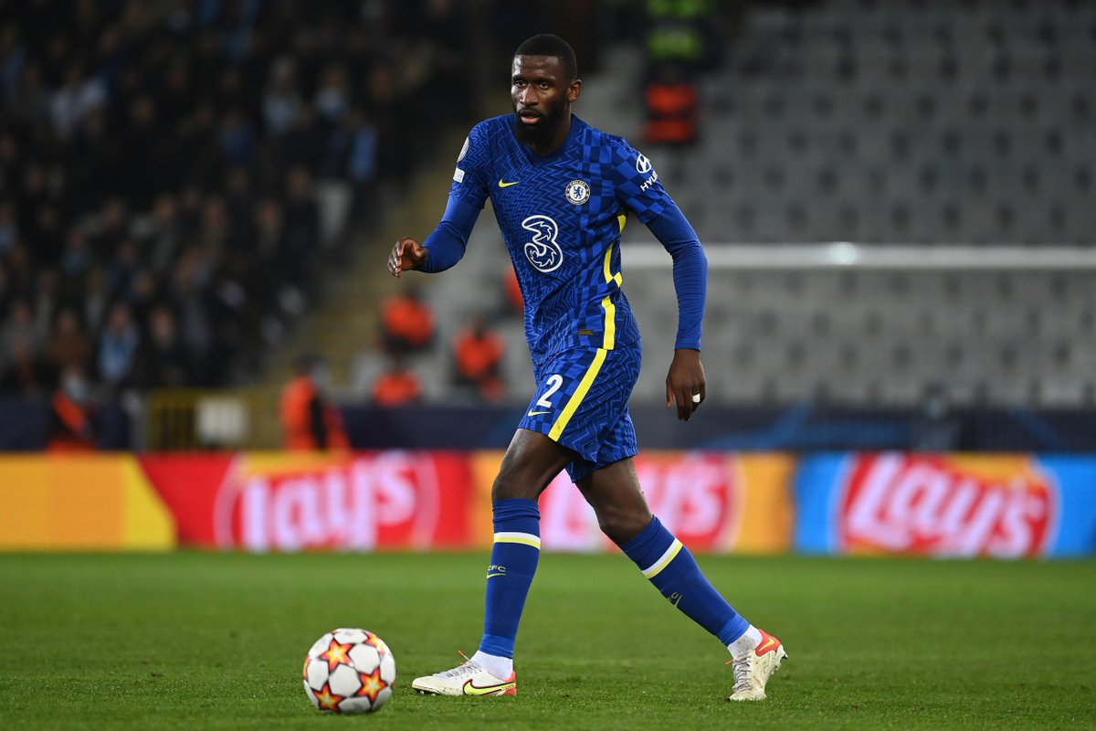 RudigerXtra's tweet photo. Antonio Rüdiger had helped in brining Chelsea:

• 1x UEFA Champions League
• 1x UEFA Europa League
• 1x UEFA Super Cup
• 1x FA Cup

He’s served the club for 4 years &amp; is currently the best CB in the world. Give him the contract he deserves

#JusticeForRudiger https://t.co/TMcrZ21rvT