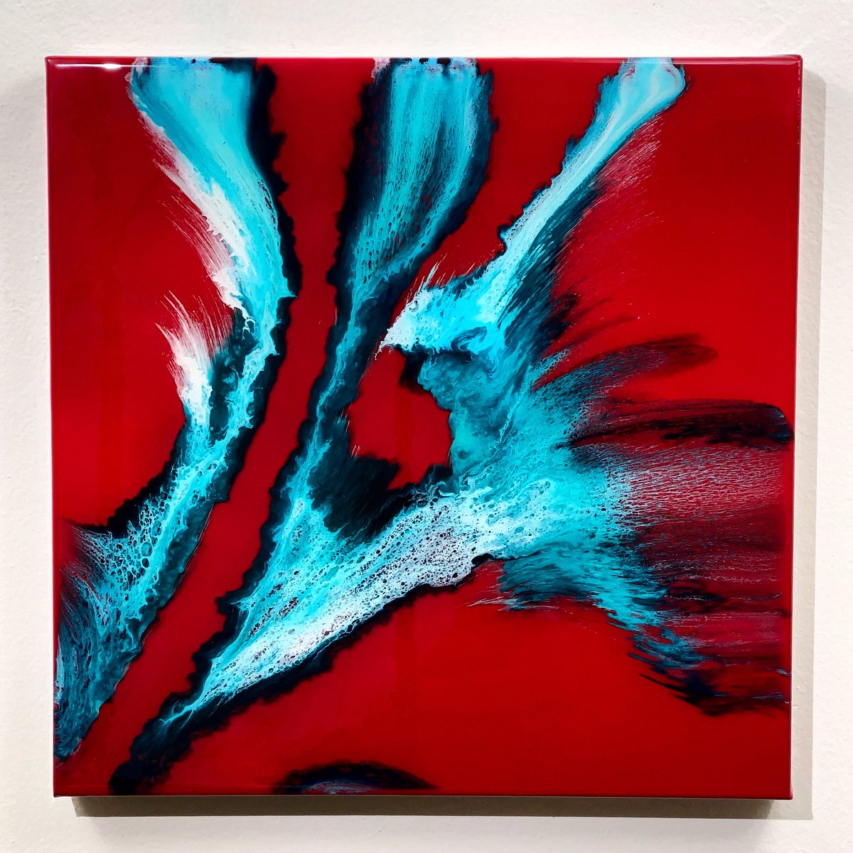acupofrain's tweet photo. “Seeing red and feeling blue”

Resin and ink on canvas, 24 x 24 https://t.co/Yvq1d9740G