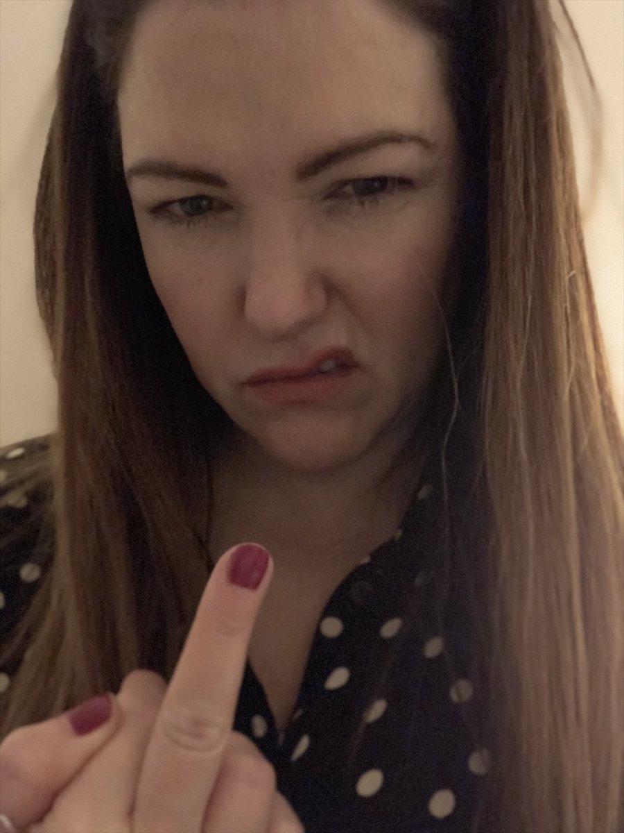 jennifever1's tweet photo. Today can go FUCK ITSELF. Ugh, do one #wednesdaywhopper https://t.co/UnWAEg7Wap