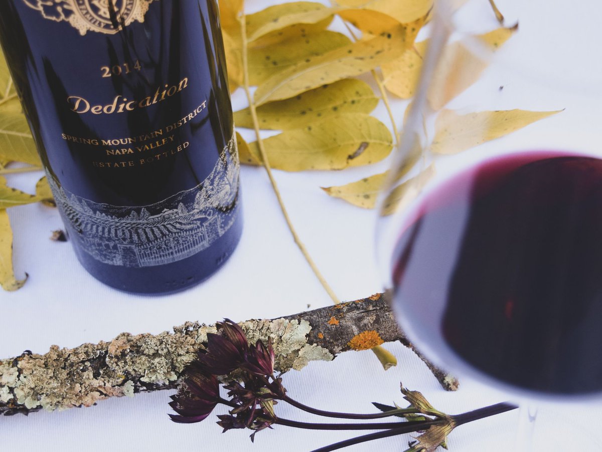 Our Holiday Gift Guide is a red wine lover's wishlist, featuring verticals and duos of library wines, almost-gone vintages, and our new 2016 Cabernet Sauvignon. Read our guide and start shopping! 🎁 bit.ly/3n137cF