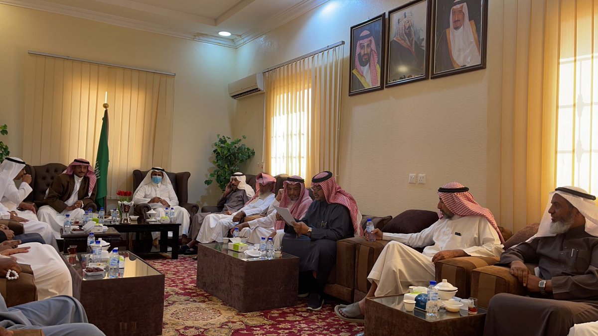 Mb_Aqiq's tweet photo. #المجلس_البلدي 
زيارة اليوم الأربعاء الموافق ١٤٤٣/٤/٥ أعضاء المجلس البلدي بالعقيق إلى رئيس مركز جرب بمحافظة العقيق  ومناقشة الأمور ذات العلاقة والتنسيق فيما يخص اقتراحات ومطالب مشايخ واهألي مركز جرب . https://t.co/YRkrhG6vmJ