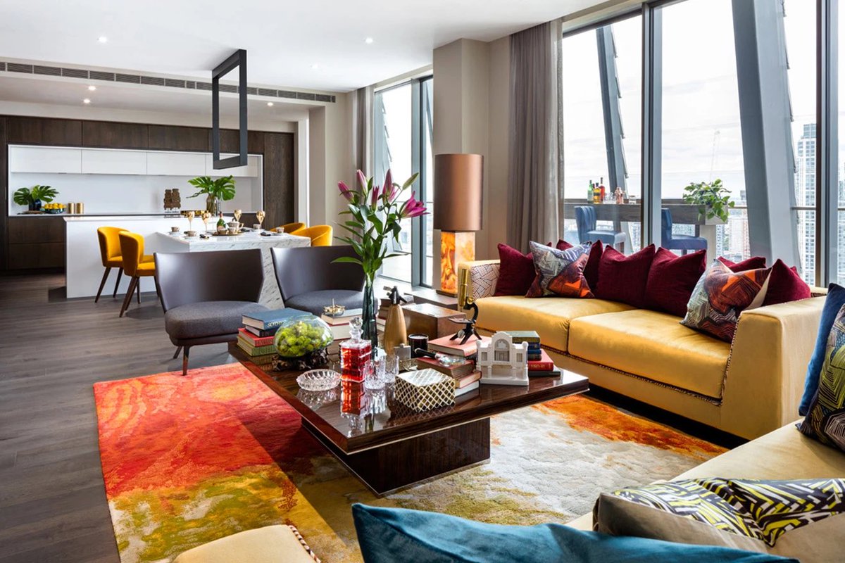 GharaLondon's tweet photo. Zoë Luyendijk’s ‘Blooming Out Loud’ design introduces vibrancy and charm to @Danielhopwood’s Dollar Bay residential project. 
 
#rug #rugdesign #rugdesigner #zoeluyendijk #colourfulhome #colourfulinteriors #danielhopwood #colourfulhome #luxuydecor #bespokerug #bespokerugs https://t.co/kgjZQ9bcDB