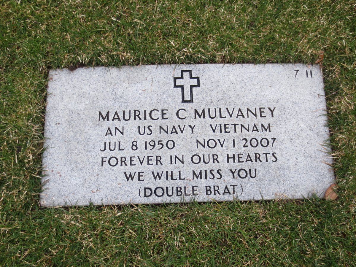 NecroTourist's tweet photo. #Cemeteries- Good #Wordsday Wednesday to you. Here are a few veterans with heart felt epitaphs at the Ft. Custer National Cemetery in Augusta Michigan (Kalamazoo Co.)
(TNT Images (c) 2020, Photos: Ken Naegele)
#NationalCemeteries #Veterans #NecroTourism #Cemeteries #Michigan https://t.co/mF1edyIb5x