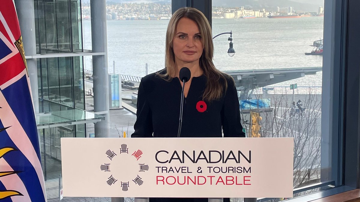 At today’s <a href="/timetotravelca/">Canadian Travel & Tourism Roundtable</a> press conference in #YVR, travel agent <a href="/clairenewell/">Claire Newell</a> spoke about the critical need to remove Canada’s pre-departure molecular testing requirement for fully vaccinated travellers, following <a href="/GovCanHealth/">Health Canada and PHAC</a> own Expert Panel recommendation. #cdnpoli