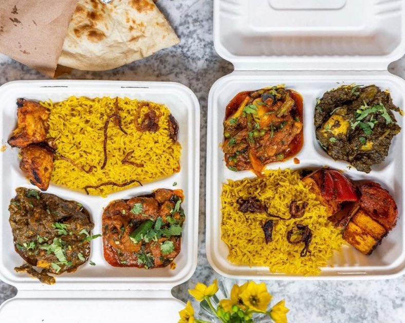 DemandCollect's tweet photo. All types of recipes, all types of cultural food at your service #London#westlondon#LadbrokeGrove#ShepurdsBush#Ealing#Acton#localfood#Tacobell#McDonalds#Amigos#Nandos#KFC#Morleys#Costa#Creams#Caribbeanfood#Halalfood#Englishbreakfast#Chinesefood#MiddleEasternfood#Burgers#Noodles https://t.co/eT8O9fGn4H