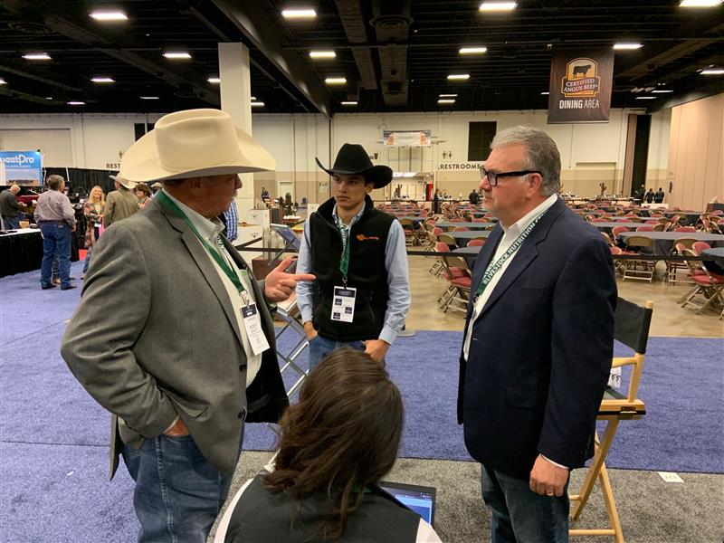 GallagherNA's tweet photo. We had such a great time at the @AngusAssoc Convention in Dallas-Fort Worth this past weekend.
#tech #beef #angus #automed #farm #cattle #livestock #agriculture #gallagher https://t.co/XuY6P7rrsh